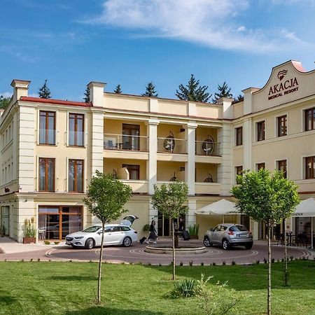 Akacja Medical Resort Цехоцинек Екстериор снимка
