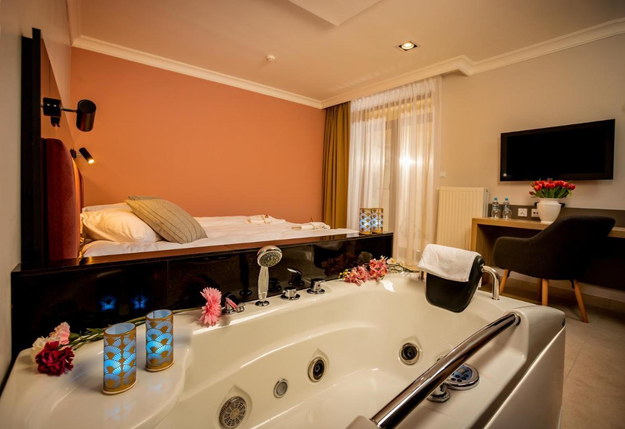 Akacja Medical Resort Цехоцинек Екстериор снимка