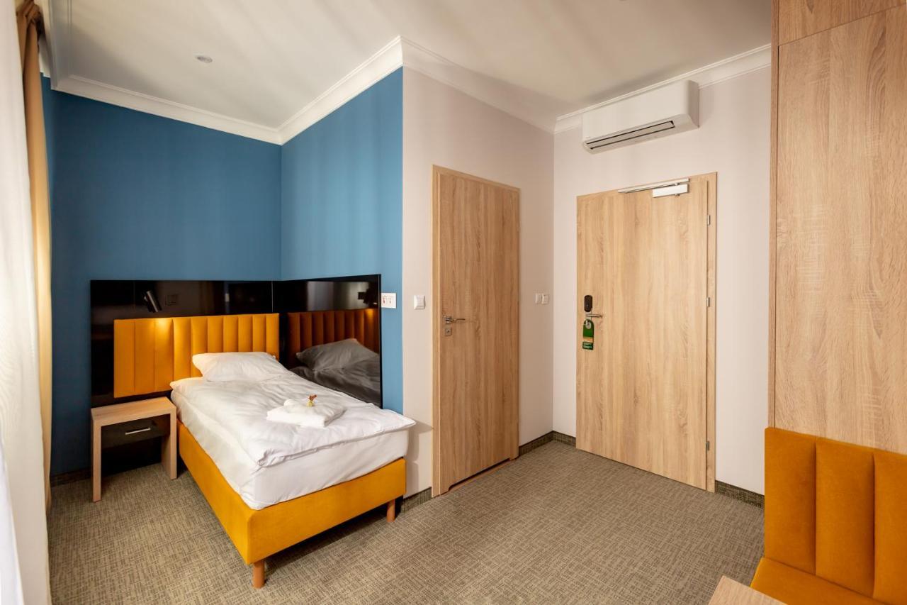 Akacja Medical Resort Цехоцинек Екстериор снимка