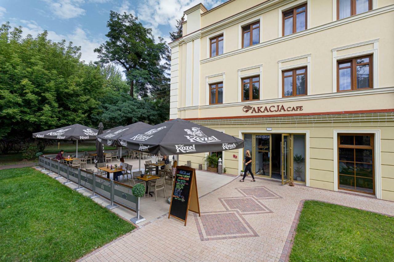 Akacja Medical Resort Цехоцинек Екстериор снимка